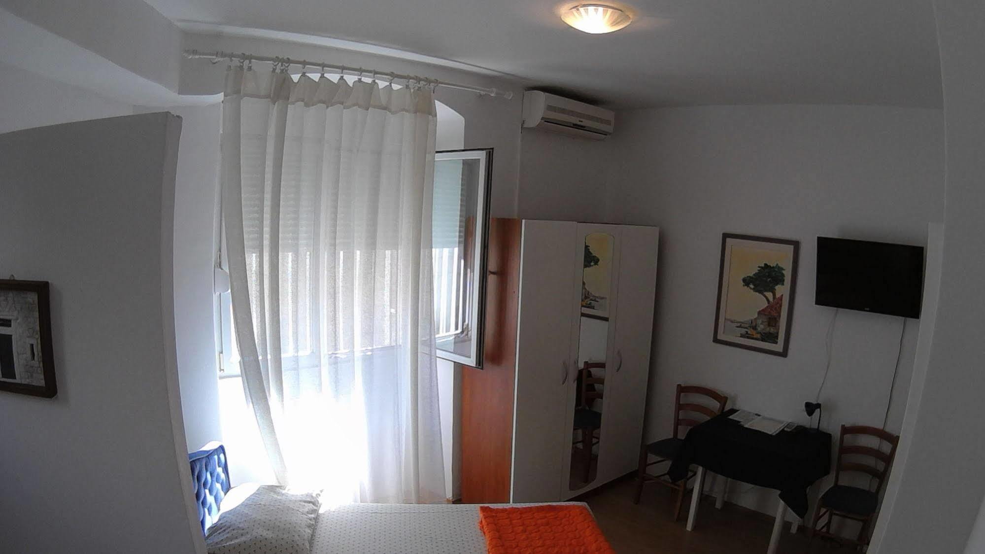 ספליט Stipan Studio & Room מראה חיצוני תמונה